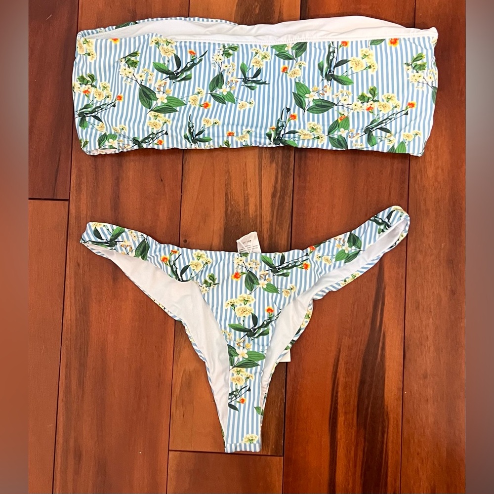 Dippin Daisys bikini